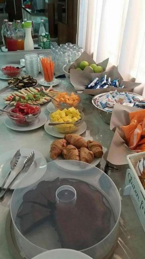 Hotel Gemini Rimini Kültér fotó