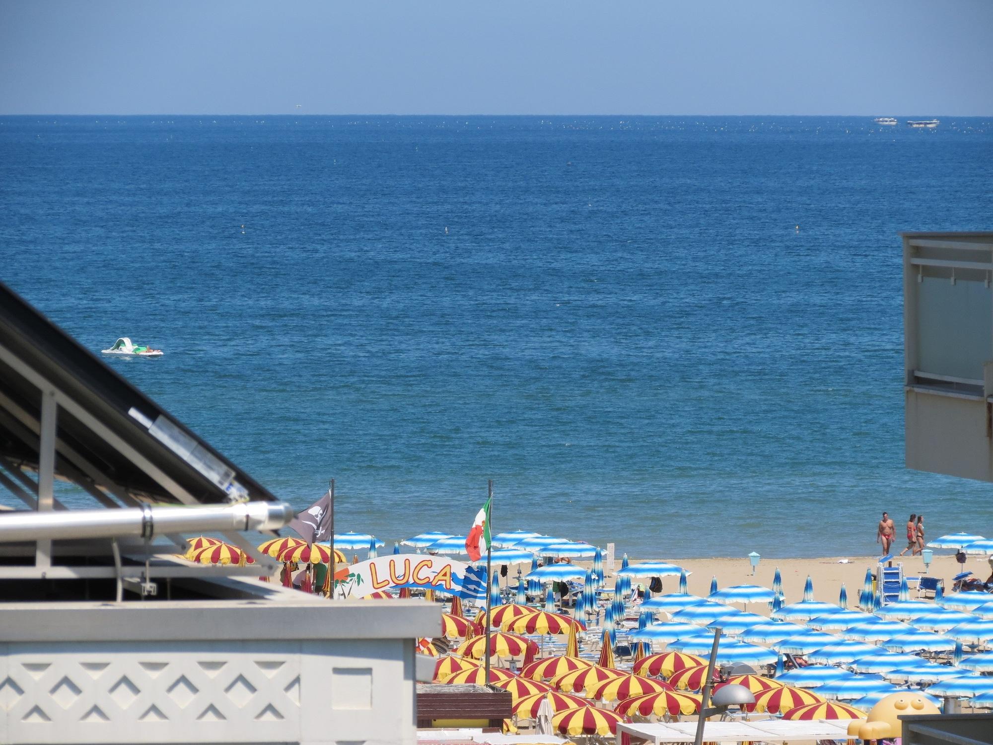 Hotel Gemini Rimini Kültér fotó