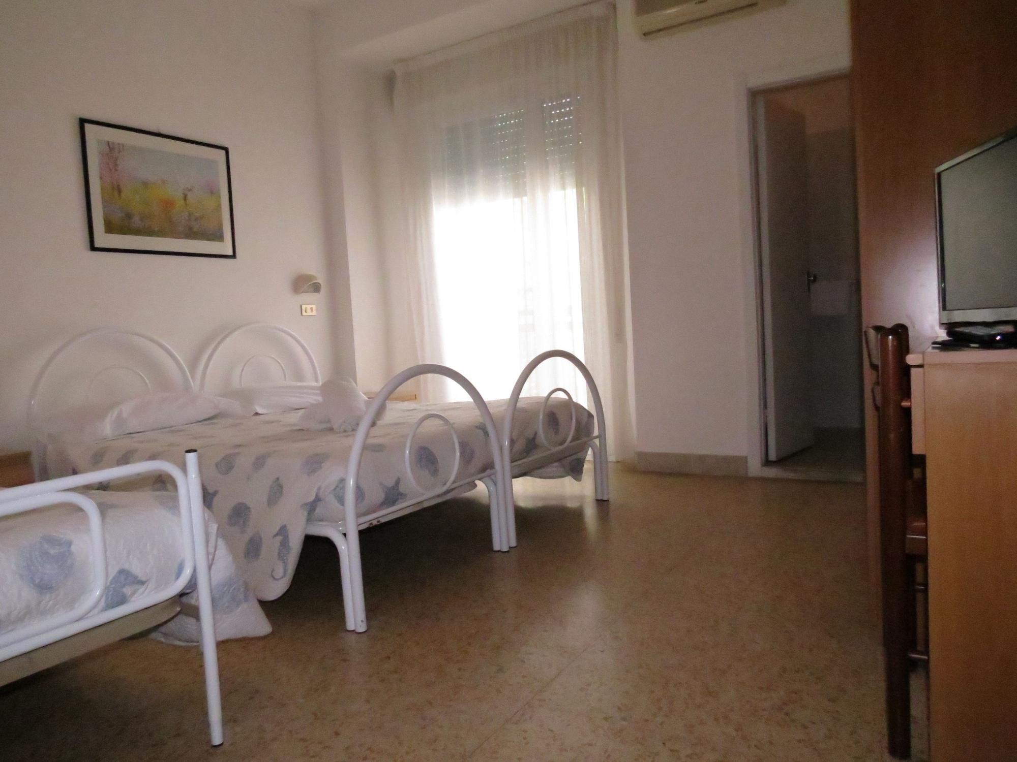 Hotel Gemini Rimini Kültér fotó