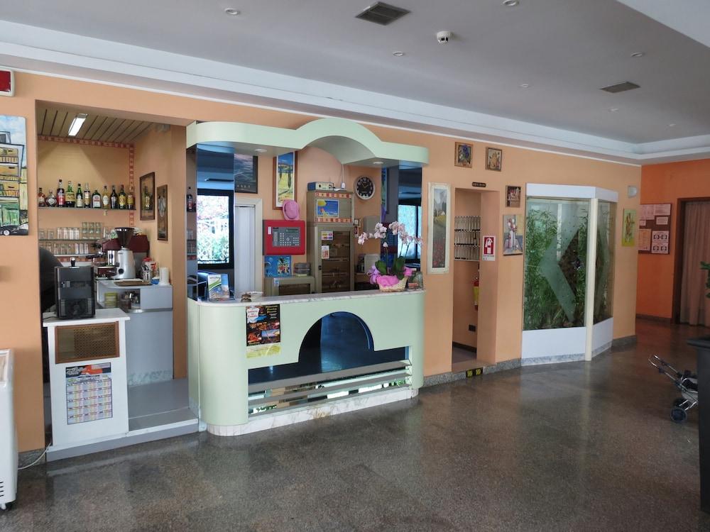 Hotel Gemini Rimini Kültér fotó