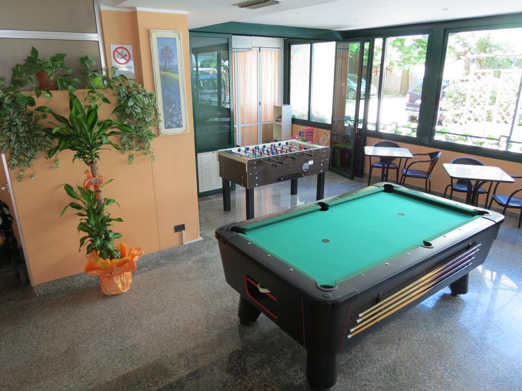 Hotel Gemini Rimini Kültér fotó