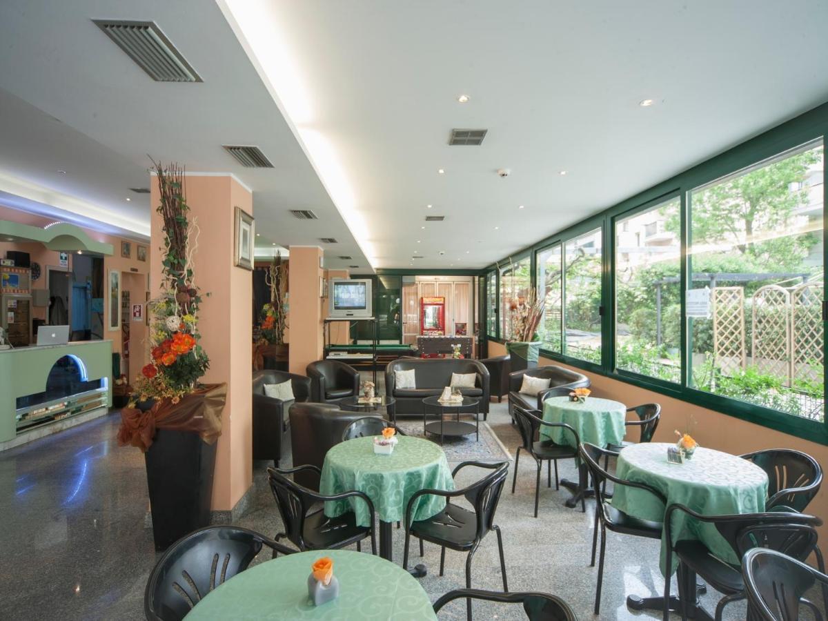Hotel Gemini Rimini Kültér fotó